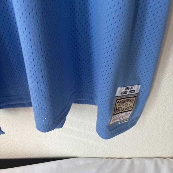 Reggie Theus 1985 Mitchell & Ness HWC NBA Swingman Jersey NWT size 5X - Picture 8 of 16